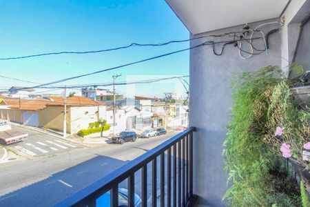 Casa à venda com 125m², 3 quartos e 2 vagas Casa à venda com 125m², 3 quartos e 2 vagasVaranda