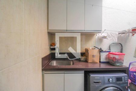 Casa à venda com 125m², 3 quartos e 2 vagas Casa à venda com 125m², 3 quartos e 2 vagasÁrea de Serviço