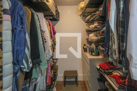 Casa à venda com 125m², 3 quartos e 2 vagas Casa à venda com 125m², 3 quartos e 2 vagasCloset