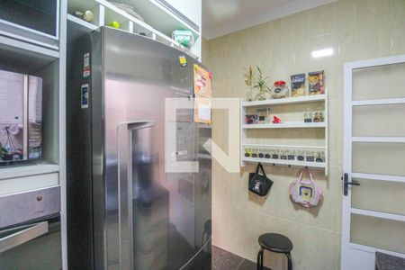 Casa à venda com 125m², 3 quartos e 2 vagas Casa à venda com 125m², 3 quartos e 2 vagasCozinha