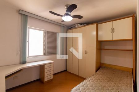 Quarto 1 de apartamento para alugar com 2 quartos, 80m² em Água Verde, Curitiba