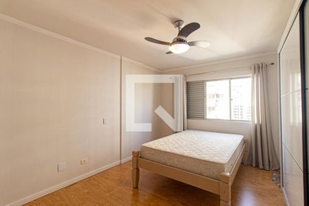 Suíte de apartamento para alugar com 2 quartos, 80m² em Água Verde, Curitiba