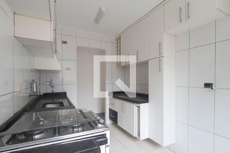 Apartamento à venda com 64m², 2 quartos e 1 vaga Apartamento à venda com 64m², 2 quartos e 1 vagaCozinha e Área de Serviço