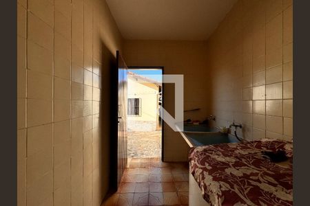 Casa à venda com 400m², 4 quartos e 8 vagas Casa à venda com 400m², 4 quartos e 8 vagasLavanderia