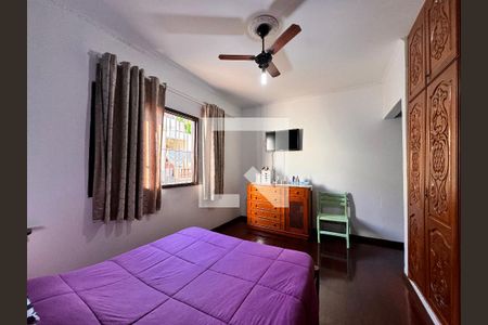 Casa à venda com 400m², 4 quartos e 8 vagas Casa à venda com 400m², 4 quartos e 8 vagasSuíte 2