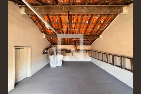 Casa à venda com 400m², 4 quartos e 8 vagas Casa à venda com 400m², 4 quartos e 8 vagasSótão