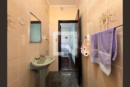 Casa à venda com 400m², 4 quartos e 8 vagas Casa à venda com 400m², 4 quartos e 8 vagasBanheiro da Suíte 1