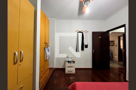 Casa à venda com 400m², 4 quartos e 8 vagas Casa à venda com 400m², 4 quartos e 8 vagasQuarto 2