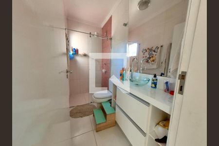 Casa à venda com 570m², 3 quartos e 5 vagasBanheiro Social