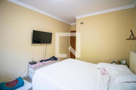 Casa à venda com 300m², 3 quartos e 2 vagasSuíte 1