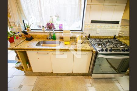 Casa à venda com 300m², 3 quartos e 2 vagasCozinha