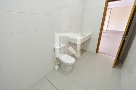 Casa à venda com 350m², 4 quartos e 6 vagasBanheiro de serviço 2