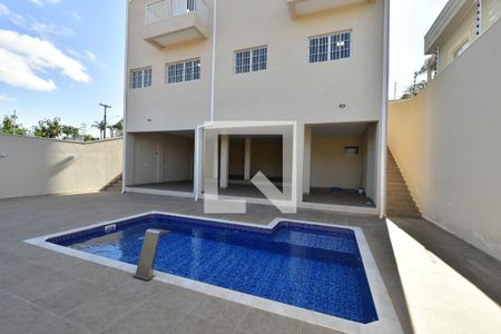 Casa à venda com 350m², 4 quartos e 6 vagasPiscina