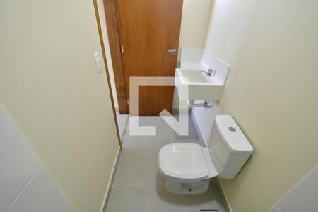 Casa à venda com 350m², 4 quartos e 6 vagasBanheiro de serviço