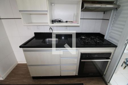 Sala / Cozinha de apartamento à venda com 2 quartos, 50m² em Parque Edu Chaves, São Paulo