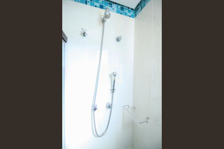 Apartamento à venda com 227m², 4 quartos e 4 vagas Apartamento à venda com 227m², 4 quartos e 4 vagasQuarto 2