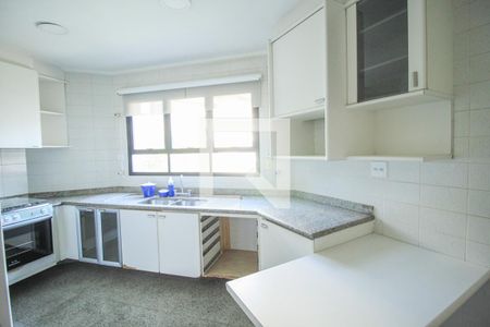 Apartamento à venda com 227m², 4 quartos e 4 vagas Apartamento à venda com 227m², 4 quartos e 4 vagasCozinha