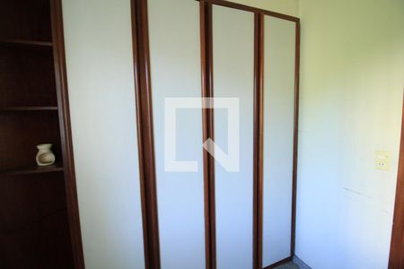 Apartamento à venda com 227m², 4 quartos e 4 vagasQuarto de Serviço