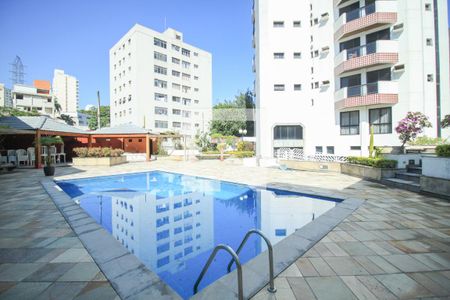 Apartamento à venda com 227m², 4 quartos e 4 vagas Apartamento à venda com 227m², 4 quartos e 4 vagasÁrea comum