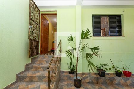 Casa à venda com 200m², 4 quartos e 2 vagas Casa à venda com 200m², 4 quartos e 2 vagasQuintal