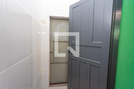 Casa à venda com 200m², 4 quartos e 2 vagas Casa à venda com 200m², 4 quartos e 2 vagasEdícula - cozinha