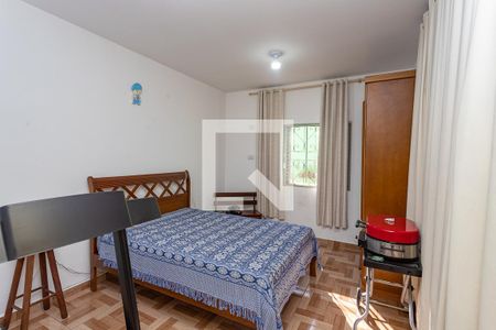 Casa à venda com 200m², 4 quartos e 2 vagas Casa à venda com 200m², 4 quartos e 2 vagasCasa 2 - quarto 2