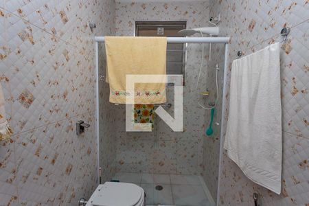 Casa à venda com 200m², 4 quartos e 2 vagas Casa à venda com 200m², 4 quartos e 2 vagasCasa 2 - banheiro social