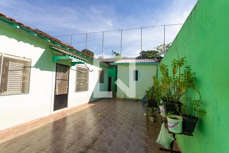 Casa à venda com 200m², 4 quartos e 2 vagas Casa à venda com 200m², 4 quartos e 2 vagasQuintal