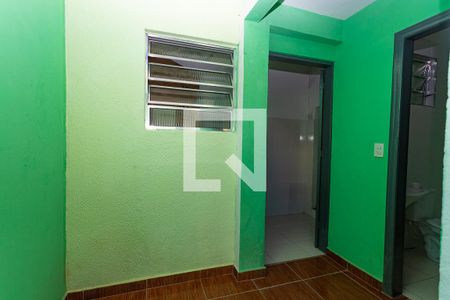 Casa à venda com 200m², 4 quartos e 2 vagas Casa à venda com 200m², 4 quartos e 2 vagasEntrada Edícula