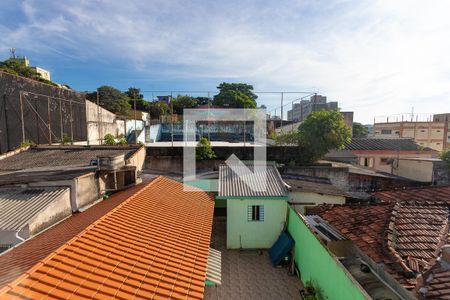 Casa à venda com 200m², 4 quartos e 2 vagas Casa à venda com 200m², 4 quartos e 2 vagasVista da cozinha Casa 1