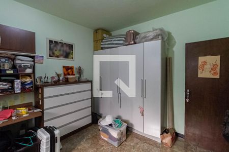 Casa à venda com 297m², 4 quartos e 3 vagas Casa à venda com 297m², 4 quartos e 3 vagasQuarto 2