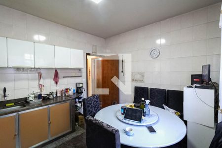 Casa à venda com 297m², 4 quartos e 3 vagas Casa à venda com 297m², 4 quartos e 3 vagasCozinha 1