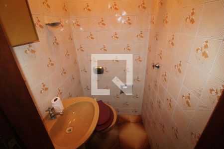 Casa à venda com 190m², 4 quartos e 3 vagasBanheiro 2