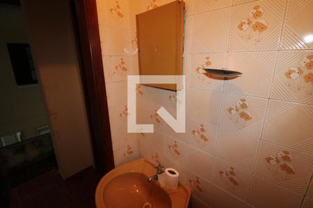 Casa à venda com 190m², 4 quartos e 3 vagasBanheiro 2