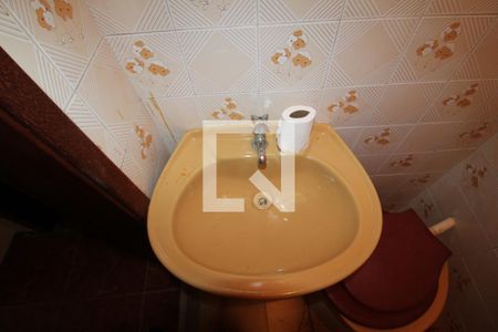 Casa à venda com 190m², 4 quartos e 3 vagasBanheiro 2