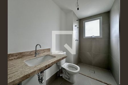 Apartamento à venda com 136m², 4 quartos e 2 vagas Apartamento à venda com 136m², 4 quartos e 2 vagasBanheiro Suíte 2