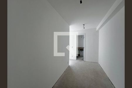 Apartamento à venda com 136m², 4 quartos e 2 vagas Apartamento à venda com 136m², 4 quartos e 2 vagasCloset Suíte 1