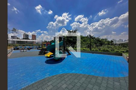 Apartamento à venda com 136m², 4 quartos e 2 vagas Apartamento à venda com 136m², 4 quartos e 2 vagasPlayground