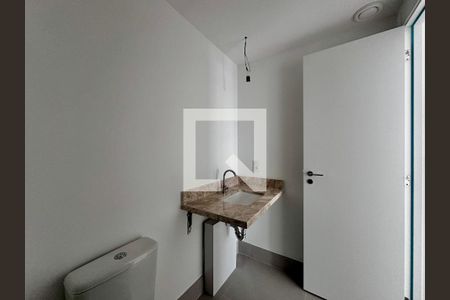 Apartamento à venda com 136m², 4 quartos e 2 vagas Apartamento à venda com 136m², 4 quartos e 2 vagasBanheiro Social