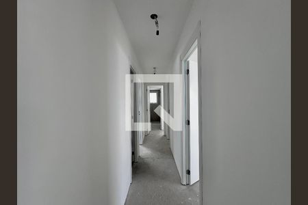 Apartamento à venda com 136m², 4 quartos e 2 vagas Apartamento à venda com 136m², 4 quartos e 2 vagasCorredor Quartos