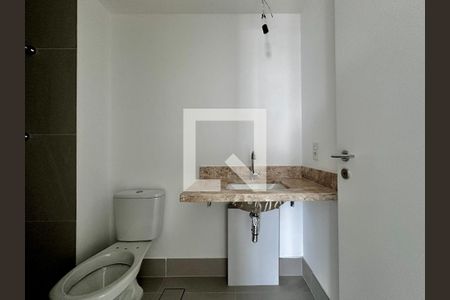 Apartamento à venda com 136m², 4 quartos e 2 vagas Apartamento à venda com 136m², 4 quartos e 2 vagasBanheiro Social