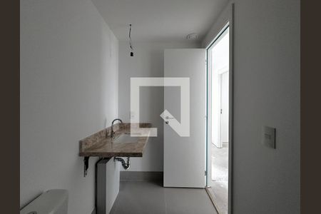 Apartamento à venda com 136m², 4 quartos e 2 vagas Apartamento à venda com 136m², 4 quartos e 2 vagasBanheiro Social