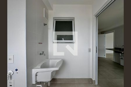 Apartamento à venda com 136m², 4 quartos e 2 vagas Apartamento à venda com 136m², 4 quartos e 2 vagasÁrea de Serviço