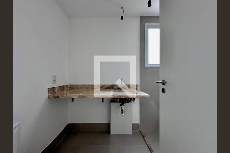 Apartamento à venda com 136m², 4 quartos e 2 vagas Apartamento à venda com 136m², 4 quartos e 2 vagasBanheiro Suíte 1