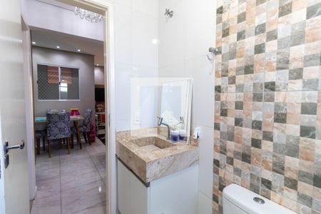 Apartamento à venda com 45m², 2 quartos e 1 vaga Apartamento à venda com 45m², 2 quartos e 1 vagaBanheiro