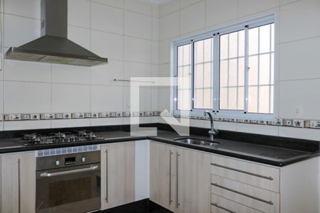 Casa à venda com 516m², 6 quartos e 10 vagasCasa 2 - 2º Piso cozinha