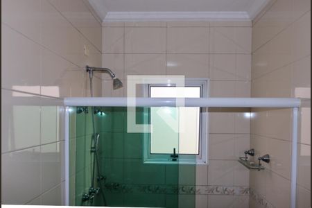 Casa à venda com 516m², 6 quartos e 10 vagasCasa 2 - 2º Piso banheiro