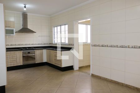 Casa à venda com 516m², 6 quartos e 10 vagasCasa 2 - 2º Piso cozinha