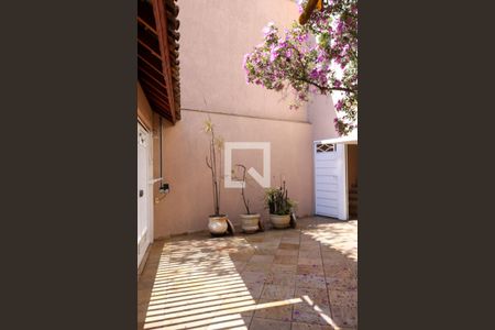 Casa à venda com 516m², 6 quartos e 10 vagasGaragem