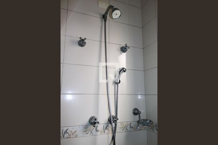 Casa à venda com 516m², 6 quartos e 10 vagasCasa 2 - 2º Piso banheiro